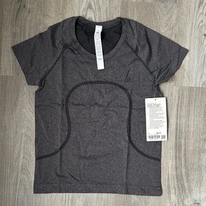 lululemon athletica Gray Striped Women's Top
